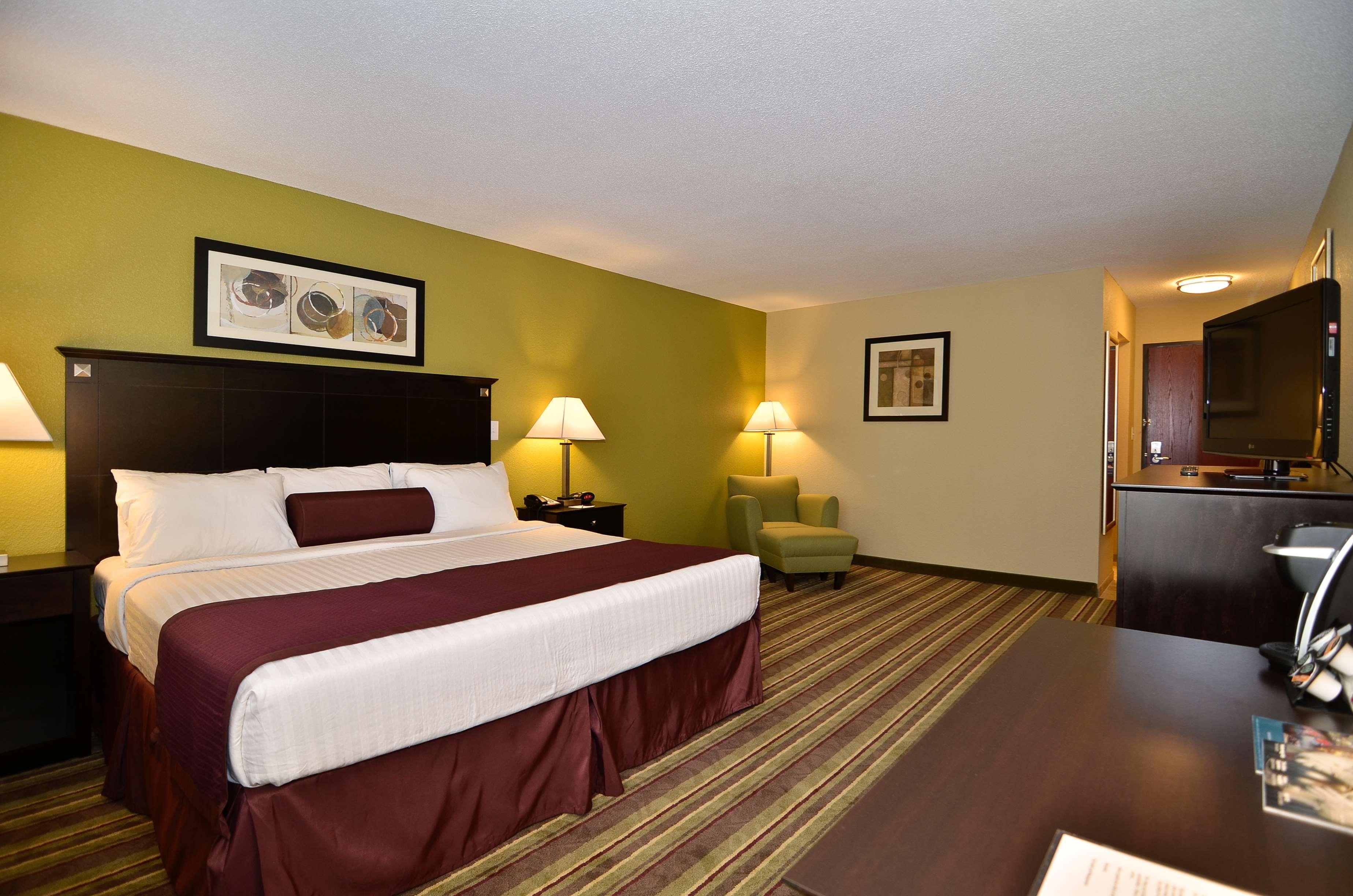 Best Western Plus Anderson Exterior photo