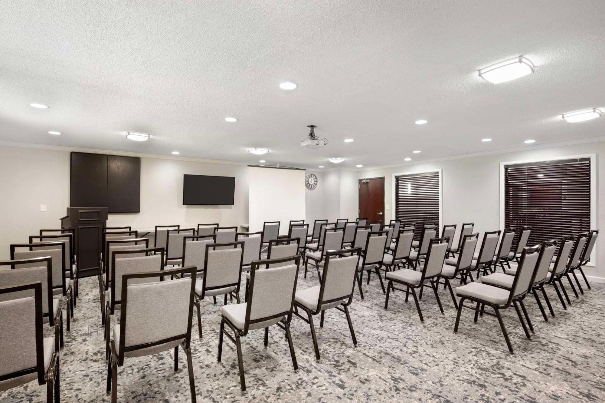 Best Western Plus Anderson Exterior photo